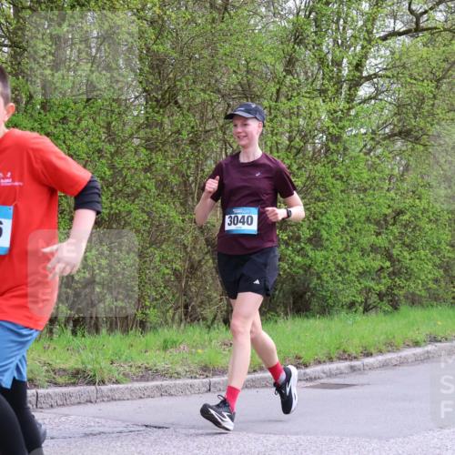 12.04.2026 - 45. Internationalen Wilhelmsburger Insellauf Yannick Fuchs http://msf.ph/oto/9494656 12.04.2026 13:04:31 Laufen 04, 5156, 3040 meine-sportfotos.de