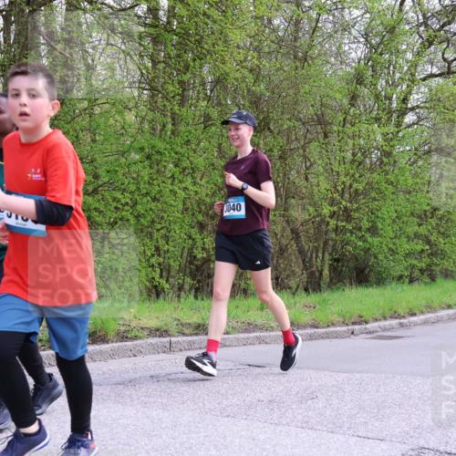 12.04.2026 - 45. Internationalen Wilhelmsburger Insellauf Yannick Fuchs http://msf.ph/oto/9494660 12.04.2026 13:04:32 Laufen 3040 meine-sportfotos.de