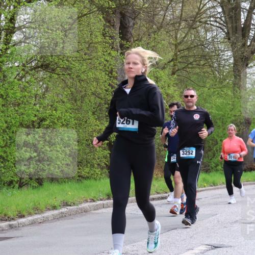 12.04.2026 - 45. Internationalen Wilhelmsburger Insellauf Yannick Fuchs http://msf.ph/oto/9494664 12.04.2026 13:04:33 Laufen 5261, 45, 3252, 201, 4202 meine-sportfotos.de