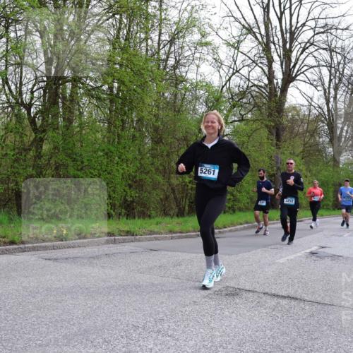 12.04.2026 - 45. Internationalen Wilhelmsburger Insellauf Yannick Fuchs http://msf.ph/oto/9494676 12.04.2026 13:04:33 Laufen 5261, 3281, 3252 meine-sportfotos.de