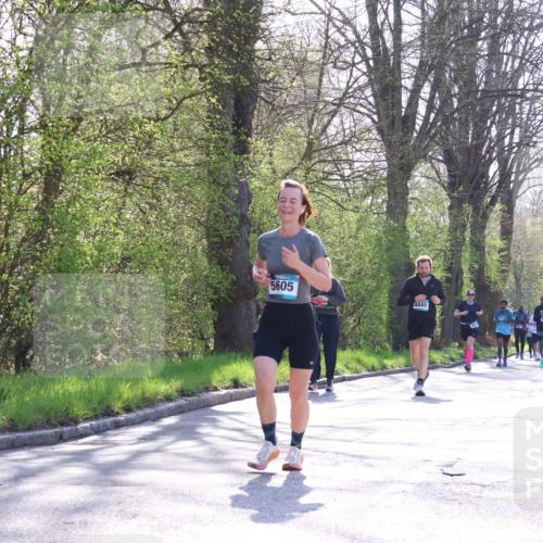 12.04.2026 - 45. Internationalen Wilhelmsburger Insellauf Yannick Fuchs http://msf.ph/oto/9494699 12.04.2026 10:49:28 Laufen 5605, 4440 meine-sportfotos.de