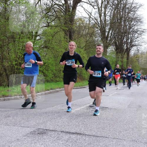 12.04.2026 - 45. Internationalen Wilhelmsburger Insellauf Yannick Fuchs http://msf.ph/oto/9494726 12.04.2026 13:04:39 Laufen 5465, 4130, 4129, 3199 meine-sportfotos.de
