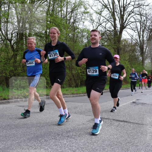 12.04.2026 - 45. Internationalen Wilhelmsburger Insellauf Yannick Fuchs http://msf.ph/oto/9494737 12.04.2026 13:04:40 Laufen 5465, 4130, 4129, 3604, 3846 meine-sportfotos.de