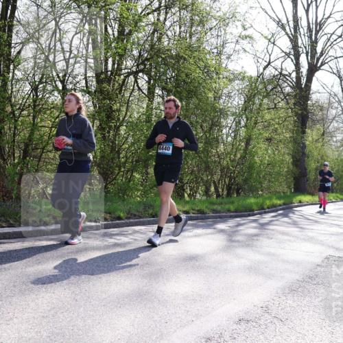 12.04.2026 - 45. Internationalen Wilhelmsburger Insellauf Yannick Fuchs http://msf.ph/oto/9494771 12.04.2026 10:49:35 Laufen 4440, 00 meine-sportfotos.de
