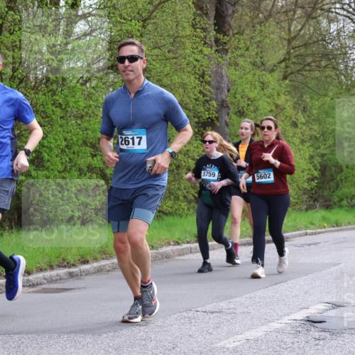 12.04.2026 - 45. Internationalen Wilhelmsburger Insellauf Yannick Fuchs http://msf.ph/oto/9494791 12.04.2026 13:04:45 Laufen 3770, 2617, 5759, 5602, 60, 4727 meine-sportfotos.de