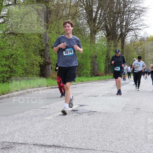 12.04.2026 - 45. Internationalen Wilhelmsburger Insellauf Yannick Fuchs http://msf.ph/oto/9494857 12.04.2026 13:04:52 Laufen 4804, 3879, 2903, 3710, 3709 meine-sportfotos.de