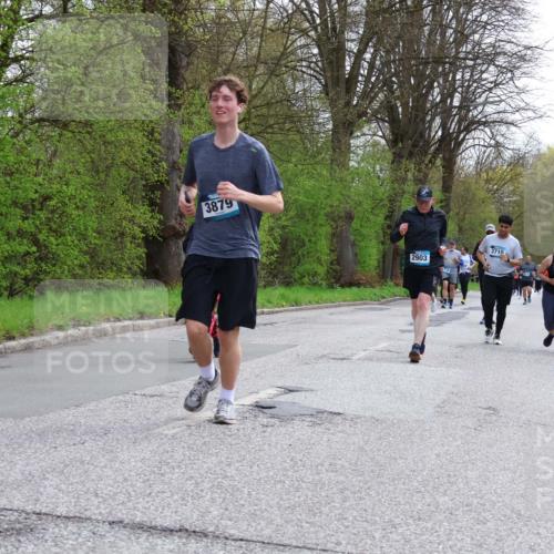 12.04.2026 - 45. Internationalen Wilhelmsburger Insellauf Yannick Fuchs http://msf.ph/oto/9494858 12.04.2026 13:04:52 Laufen 3879, 2903, 3710, 3709 meine-sportfotos.de