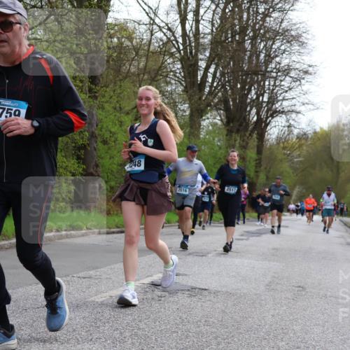 12.04.2026 - 45. Internationalen Wilhelmsburger Insellauf Yannick Fuchs http://msf.ph/oto/9494929 12.04.2026 13:05:00 Laufen 2759, 248, 2516, 2517 meine-sportfotos.de