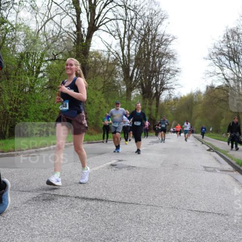 12.04.2026 - 45. Internationalen Wilhelmsburger Insellauf Yannick Fuchs http://msf.ph/oto/9494937 12.04.2026 13:05:00 Laufen 248, 2517 meine-sportfotos.de