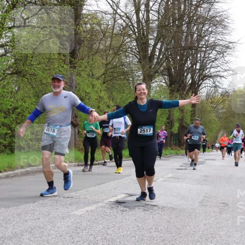 12.04.2026 - 45. Internationalen Wilhelmsburger Insellauf Yannick Fuchs http://msf.ph/oto/9494947 12.04.2026 13:05:02 Laufen 2017, 2516, 4734, 5717, 2517, 4194 meine-sportfotos.de