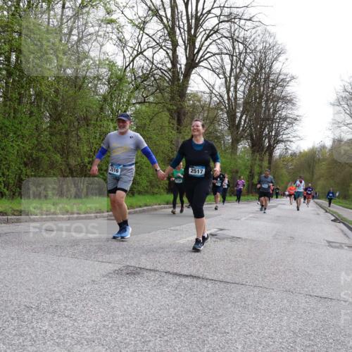 12.04.2026 - 45. Internationalen Wilhelmsburger Insellauf Yannick Fuchs http://msf.ph/oto/9494956 12.04.2026 13:05:03 Laufen 2516, 4194, 2517 meine-sportfotos.de