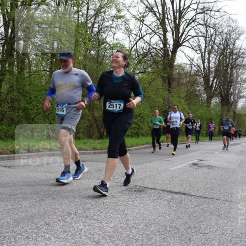 12.04.2026 - 45. Internationalen Wilhelmsburger Insellauf Yannick Fuchs http://msf.ph/oto/9494965 12.04.2026 13:05:03 Laufen 2017, 2516, 2517, 17, 4194 meine-sportfotos.de