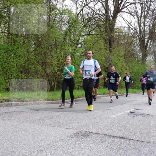12.04.2026 - 45. Internationalen Wilhelmsburger Insellauf Yannick Fuchs http://msf.ph/oto/9494976 12.04.2026 13:05:05 Laufen 4194, 5717, 4626, 4315, 4948 meine-sportfotos.de