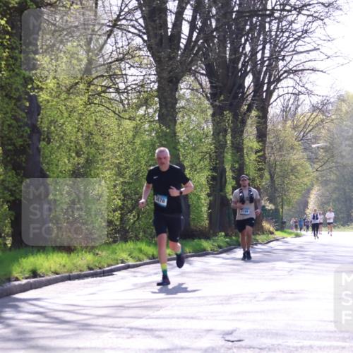 12.04.2026 - 45. Internationalen Wilhelmsburger Insellauf Yannick Fuchs http://msf.ph/oto/9494986 12.04.2026 10:49:57 Laufen 78, 2168 meine-sportfotos.de