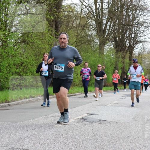 12.04.2026 - 45. Internationalen Wilhelmsburger Insellauf Yannick Fuchs http://msf.ph/oto/9494992 12.04.2026 13:05:07 Laufen 4948, 4315, 4626, 2610, 5541, 566, 4867 meine-sportfotos.de