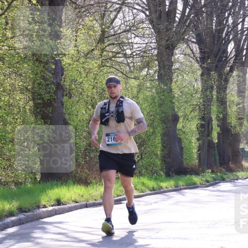 12.04.2026 - 45. Internationalen Wilhelmsburger Insellauf Yannick Fuchs http://msf.ph/oto/9495037 12.04.2026 10:50:03 Laufen 216 meine-sportfotos.de