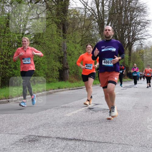 12.04.2026 - 45. Internationalen Wilhelmsburger Insellauf Yannick Fuchs http://msf.ph/oto/9495044 12.04.2026 13:05:13 Laufen 3272, 4868, 4867, 5849, 3277, 2774 meine-sportfotos.de