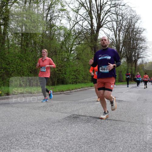 12.04.2026 - 45. Internationalen Wilhelmsburger Insellauf Yannick Fuchs http://msf.ph/oto/9495052 12.04.2026 13:05:14 Laufen 3272, 4867 meine-sportfotos.de