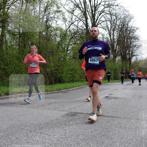 12.04.2026 - 45. Internationalen Wilhelmsburger Insellauf Yannick Fuchs http://msf.ph/oto/9495055 12.04.2026 13:05:14 Laufen 3272, 4867 meine-sportfotos.de