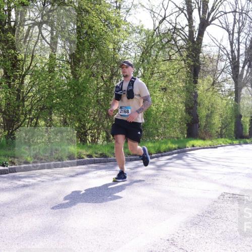 12.04.2026 - 45. Internationalen Wilhelmsburger Insellauf Yannick Fuchs http://msf.ph/oto/9495063 12.04.2026 10:50:05 Laufen 2168 meine-sportfotos.de