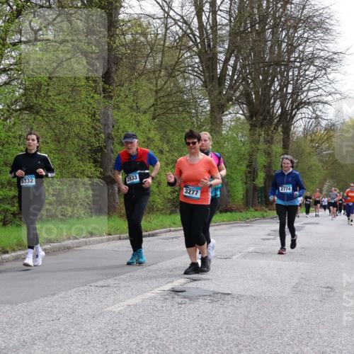 12.04.2026 - 45. Internationalen Wilhelmsburger Insellauf Yannick Fuchs http://msf.ph/oto/9495095 12.04.2026 13:05:18 Laufen 5332, 2833, 3277, 2774 meine-sportfotos.de