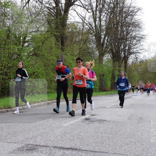 12.04.2026 - 45. Internationalen Wilhelmsburger Insellauf Yannick Fuchs http://msf.ph/oto/9495101 12.04.2026 13:05:18 Laufen 2833, 5332, 3277, 2774, 49 meine-sportfotos.de