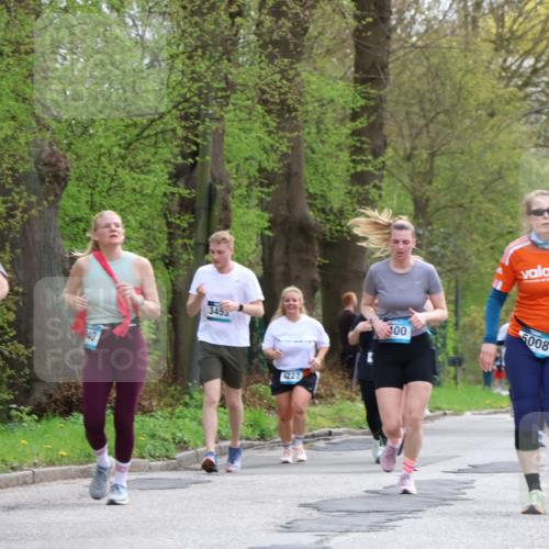 12.04.2026 - 45. Internationalen Wilhelmsburger Insellauf Yannick Fuchs http://msf.ph/oto/9495160 12.04.2026 13:05:25 Laufen 4112, 3453, 1227, 400, 5008, 03, 4660 meine-sportfotos.de