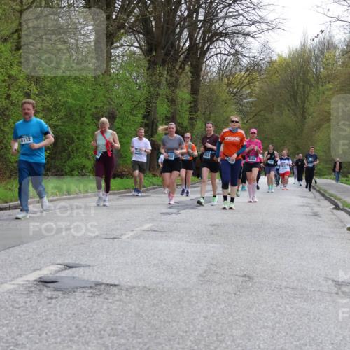 12.04.2026 - 45. Internationalen Wilhelmsburger Insellauf Yannick Fuchs http://msf.ph/oto/9495177 12.04.2026 13:05:26 Laufen 4112, 400, 3455 meine-sportfotos.de