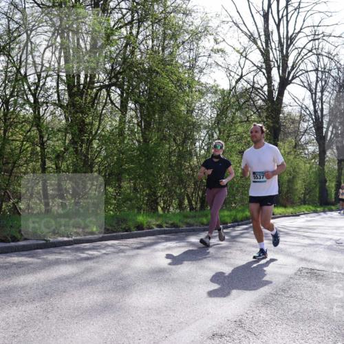 12.04.2026 - 45. Internationalen Wilhelmsburger Insellauf Yannick Fuchs http://msf.ph/oto/9495189 12.04.2026 10:50:26 Laufen 5537 meine-sportfotos.de