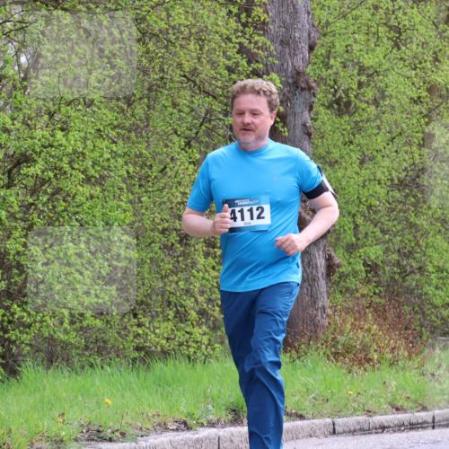 12.04.2026 - 45. Internationalen Wilhelmsburger Insellauf Yannick Fuchs http://msf.ph/oto/9495194 12.04.2026 13:05:28 Laufen 4112 meine-sportfotos.de