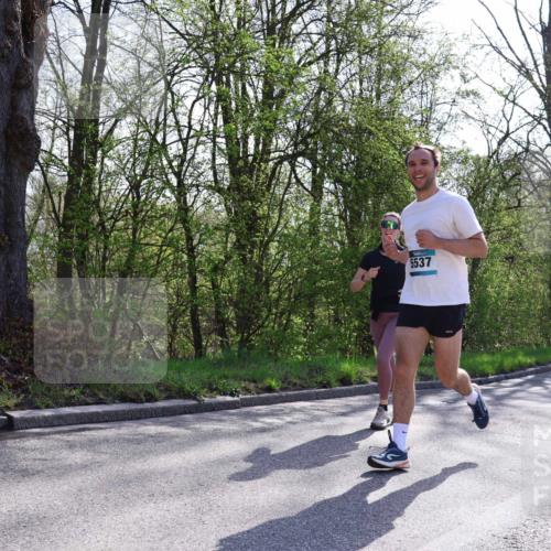 12.04.2026 - 45. Internationalen Wilhelmsburger Insellauf Yannick Fuchs http://msf.ph/oto/9495198 12.04.2026 10:50:27 Laufen 5537 meine-sportfotos.de