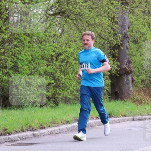 12.04.2026 - 45. Internationalen Wilhelmsburger Insellauf Yannick Fuchs http://msf.ph/oto/9495199 12.04.2026 13:05:28 Laufen 4112 meine-sportfotos.de