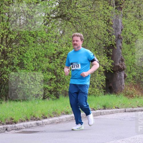 12.04.2026 - 45. Internationalen Wilhelmsburger Insellauf Yannick Fuchs http://msf.ph/oto/9495201 12.04.2026 13:05:29 Laufen 4112 meine-sportfotos.de