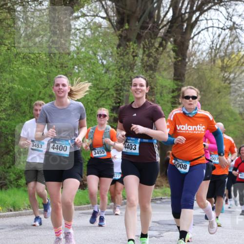 12.04.2026 - 45. Internationalen Wilhelmsburger Insellauf Yannick Fuchs http://msf.ph/oto/9495209 12.04.2026 13:05:30 Laufen 3453, 4400, 3455, 4403, 227, 5007, 5008, 4031, 4487 meine-sportfotos.de
