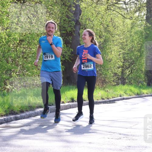 12.04.2026 - 45. Internationalen Wilhelmsburger Insellauf Yannick Fuchs http://msf.ph/oto/9495311 12.04.2026 10:50:41 Laufen 2919, 2962, 4597, 3052 meine-sportfotos.de