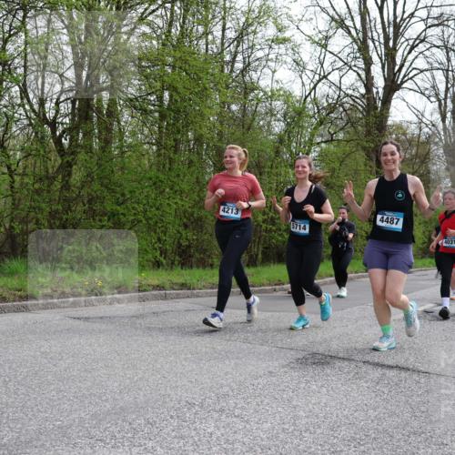 12.04.2026 - 45. Internationalen Wilhelmsburger Insellauf Yannick Fuchs http://msf.ph/oto/9495312 12.04.2026 13:05:40 Laufen 4213, 5714, 4487, 5839, 4031 meine-sportfotos.de