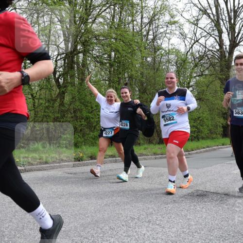 12.04.2026 - 45. Internationalen Wilhelmsburger Insellauf Yannick Fuchs http://msf.ph/oto/9495332 12.04.2026 13:05:42 Laufen 031, 4227, 4228, 5582, 5839, 2570 meine-sportfotos.de