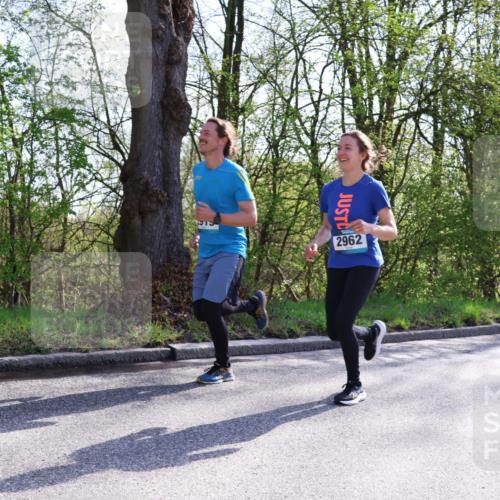 12.04.2026 - 45. Internationalen Wilhelmsburger Insellauf Yannick Fuchs http://msf.ph/oto/9495351 12.04.2026 10:50:44 Laufen 2962 meine-sportfotos.de