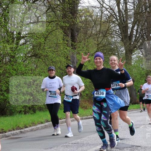 12.04.2026 - 45. Internationalen Wilhelmsburger Insellauf Yannick Fuchs http://msf.ph/oto/9495370 12.04.2026 13:05:46 Laufen 5, 10, 3193, 3528, 4936, 3527, 3265, 4972, 4639 meine-sportfotos.de