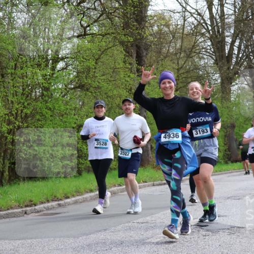 12.04.2026 - 45. Internationalen Wilhelmsburger Insellauf Yannick Fuchs http://msf.ph/oto/9495372 12.04.2026 13:05:46 Laufen 125, 10, 3528, 3527, 4936, 3193, 4972, 4639 meine-sportfotos.de