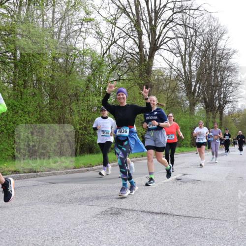 12.04.2026 - 45. Internationalen Wilhelmsburger Insellauf Yannick Fuchs http://msf.ph/oto/9495379 12.04.2026 13:05:47 Laufen 125, 4936, 3528, 319, 3587, 4972 meine-sportfotos.de