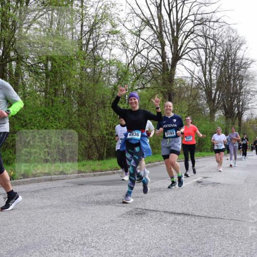 12.04.2026 - 45. Internationalen Wilhelmsburger Insellauf Yannick Fuchs http://msf.ph/oto/9495381 12.04.2026 13:05:47 Laufen 3125, 4936, 3193, 3587, 4972 meine-sportfotos.de