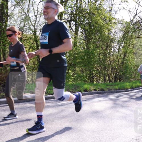 12.04.2026 - 45. Internationalen Wilhelmsburger Insellauf Yannick Fuchs http://msf.ph/oto/9495384 12.04.2026 10:50:47 Laufen 4595 meine-sportfotos.de