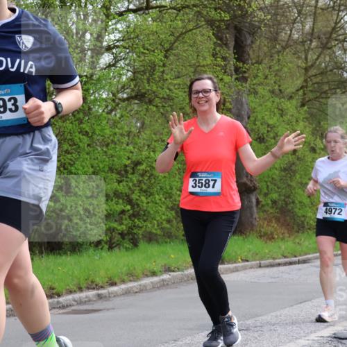 12.04.2026 - 45. Internationalen Wilhelmsburger Insellauf Yannick Fuchs http://msf.ph/oto/9495389 12.04.2026 13:05:48 Laufen 3193, 3527, 3587, 4972 meine-sportfotos.de