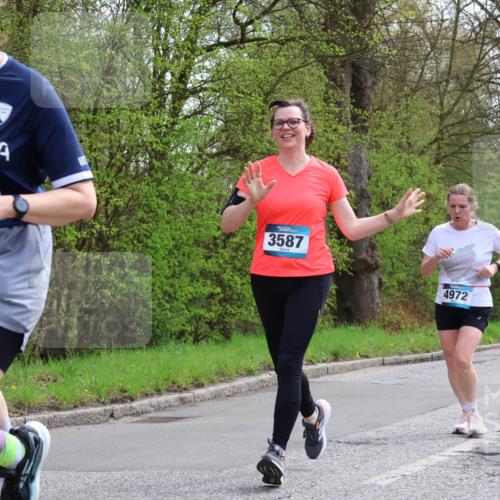 12.04.2026 - 45. Internationalen Wilhelmsburger Insellauf Yannick Fuchs http://msf.ph/oto/9495392 12.04.2026 13:05:48 Laufen 35, 31, 3587, 4972, 4639 meine-sportfotos.de