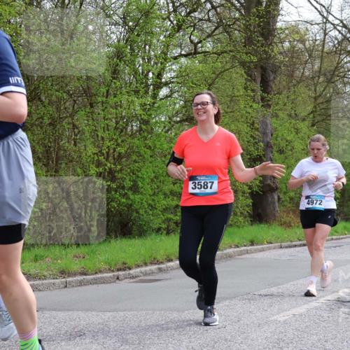 12.04.2026 - 45. Internationalen Wilhelmsburger Insellauf Yannick Fuchs http://msf.ph/oto/9495393 12.04.2026 13:05:48 Laufen 3193, 3587, 4972, 4639 meine-sportfotos.de
