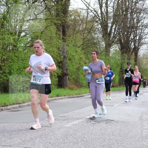 12.04.2026 - 45. Internationalen Wilhelmsburger Insellauf Yannick Fuchs http://msf.ph/oto/9495406 12.04.2026 13:05:49 Laufen 4972, 4639, 3927, 3265, 3828 meine-sportfotos.de