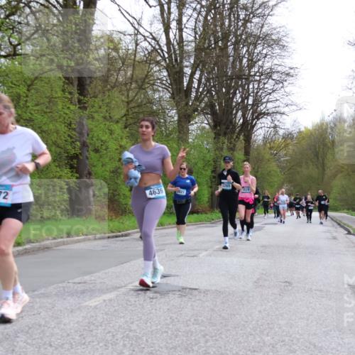 12.04.2026 - 45. Internationalen Wilhelmsburger Insellauf Yannick Fuchs http://msf.ph/oto/9495407 12.04.2026 13:05:50 Laufen 4972, 4639, 3927, 3265, 3828 meine-sportfotos.de