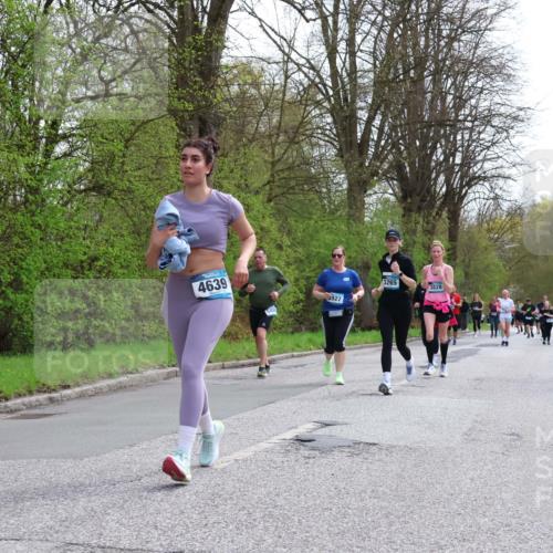 12.04.2026 - 45. Internationalen Wilhelmsburger Insellauf Yannick Fuchs http://msf.ph/oto/9495414 12.04.2026 13:05:50 Laufen 4639, 3927, 3265, 3828 meine-sportfotos.de