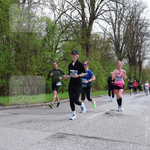 12.04.2026 - 45. Internationalen Wilhelmsburger Insellauf Yannick Fuchs http://msf.ph/oto/9495441 12.04.2026 13:05:53 Laufen 5488, 3265, 32, 927, 3828 meine-sportfotos.de